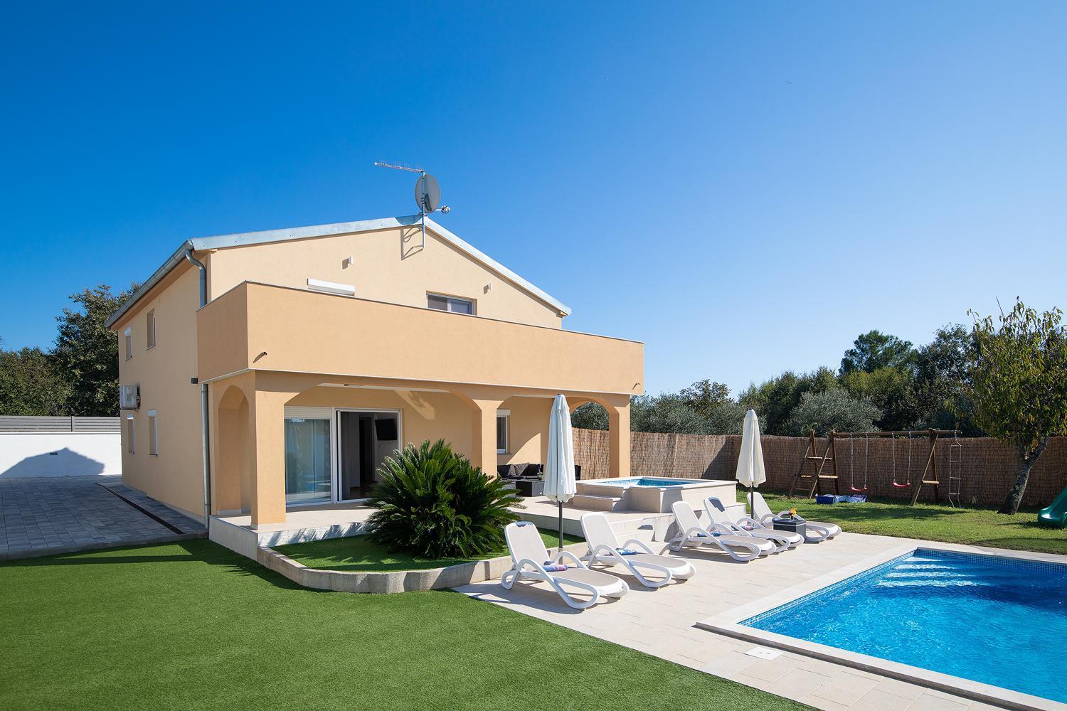 Villa Suhalj Медулин Екстериор снимка